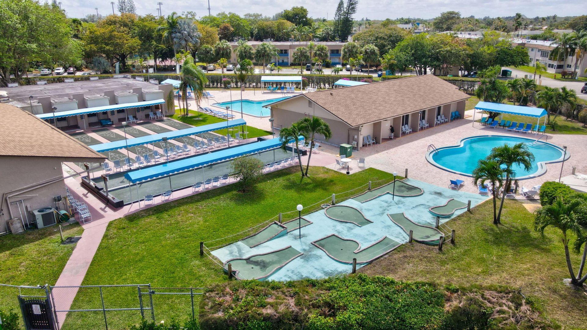 721 Lori Drive, Unit 113, Palm Springs, FL 33461 Photo