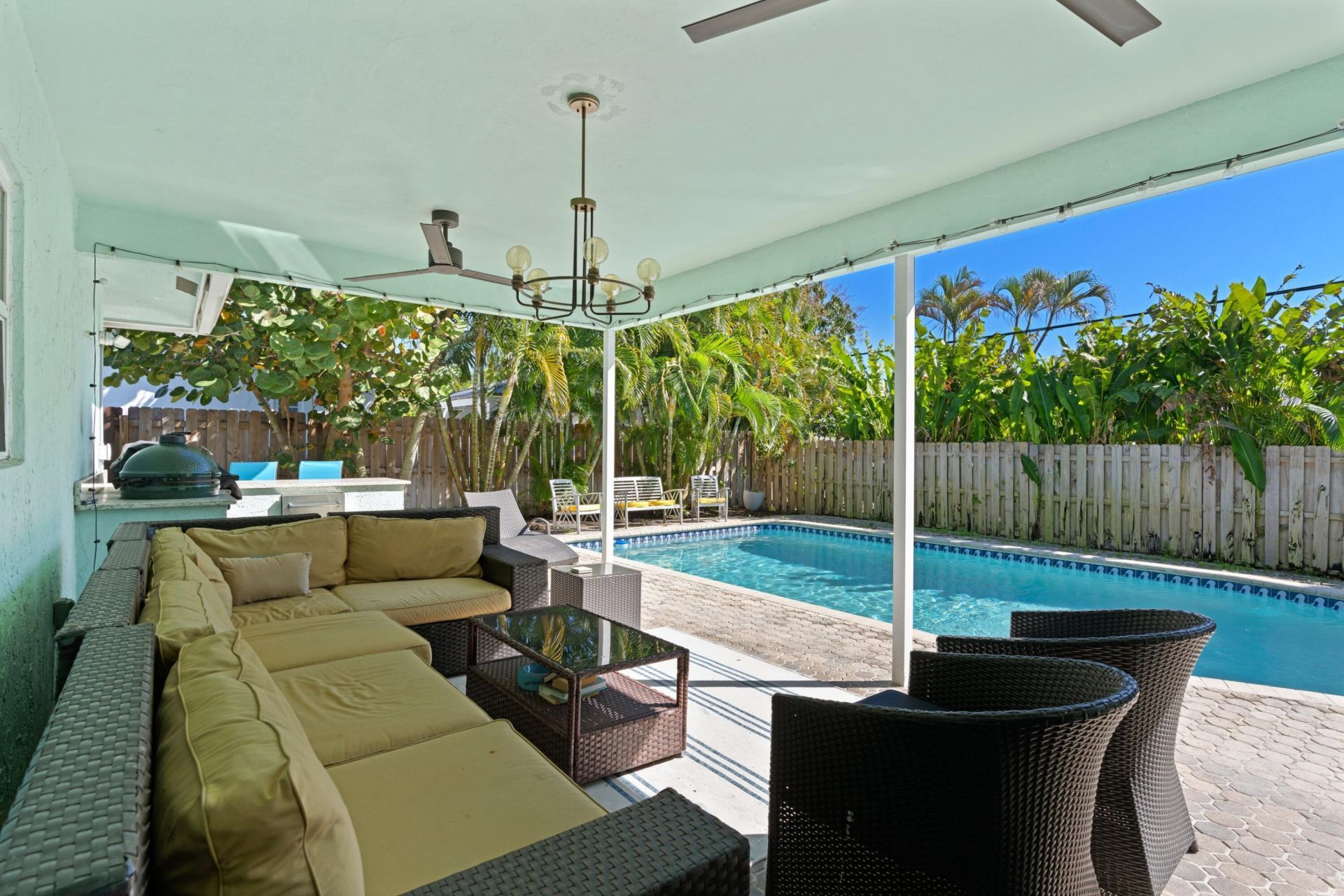 136 Oregon Lane, Boca Raton, FL 33487 Photo