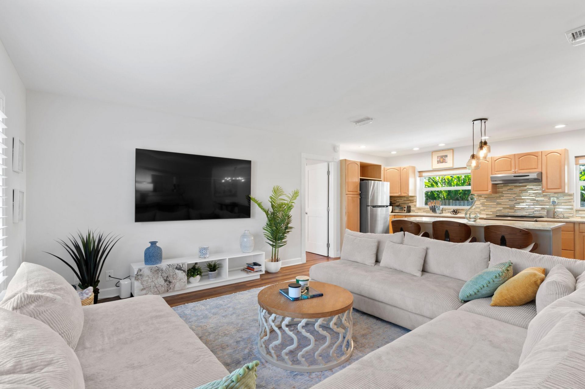 136 Oregon Lane, Boca Raton, FL 33487 Photo