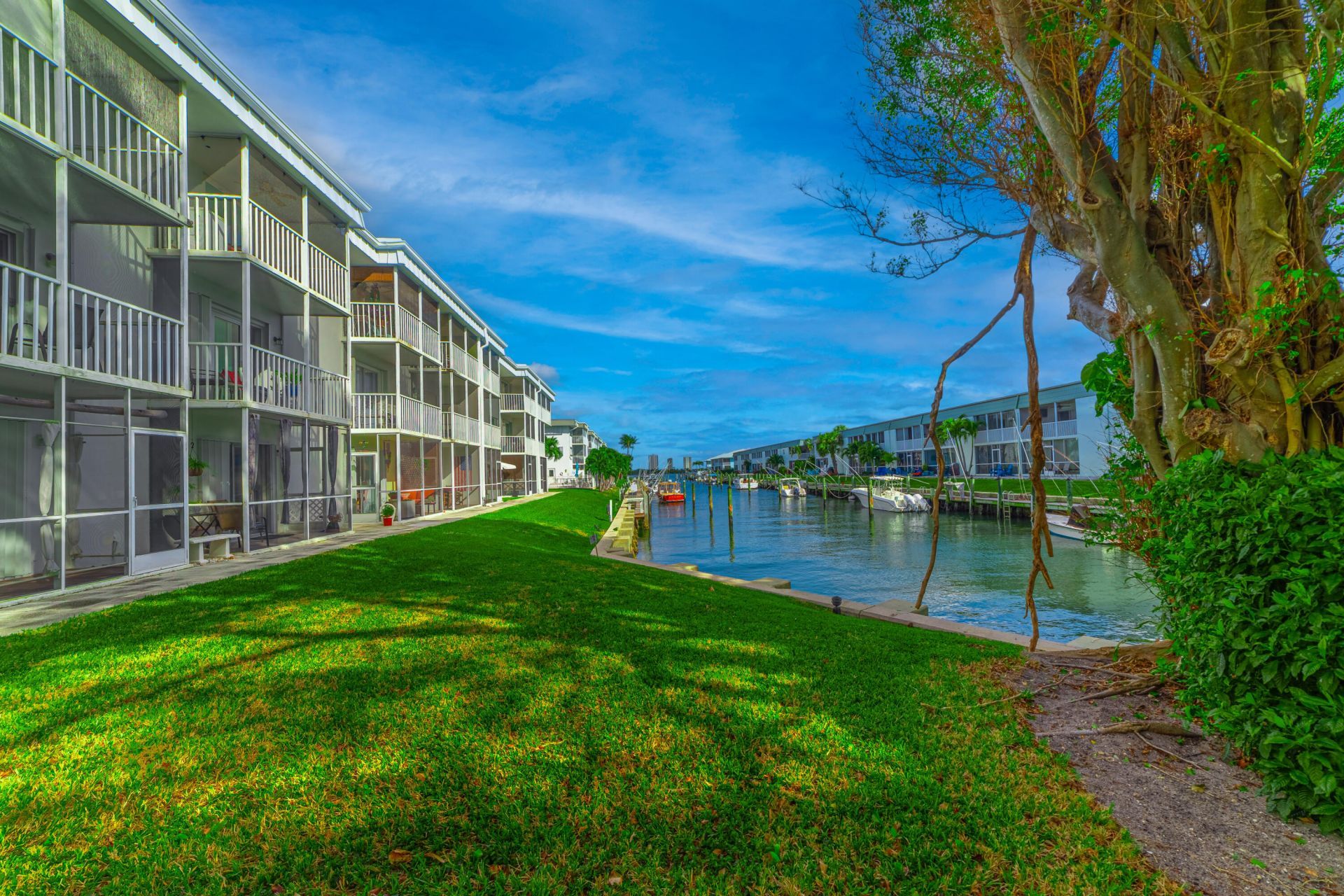 130 Doolen Court, Unit 305, North Palm Beach, FL 33408 Photo