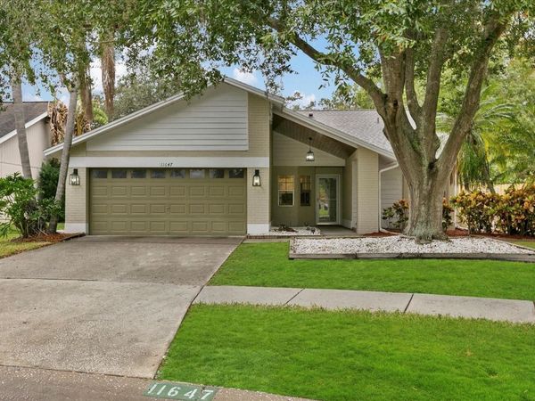 11647 FOX CREEK DRIVE , TAMPA, FL 33635