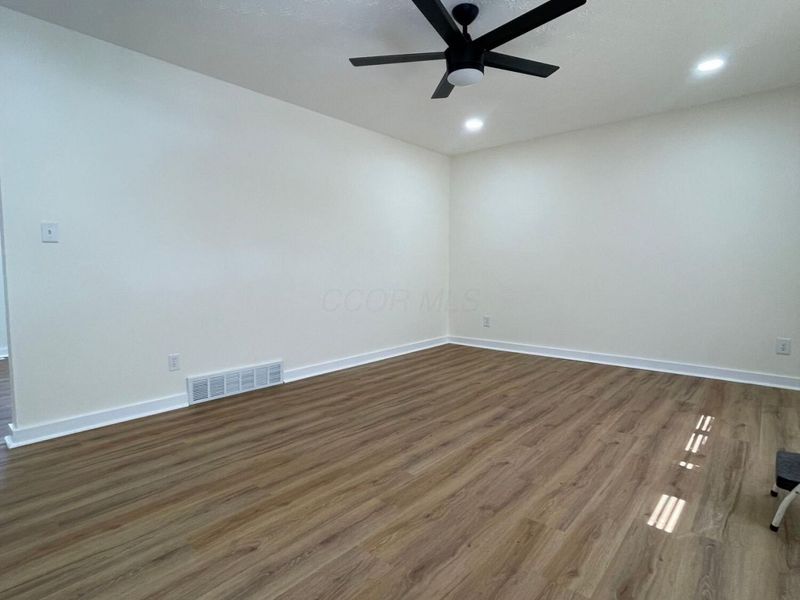 6542 Red Coach Lane , Reynoldsburg, OH 43068 Photo 6