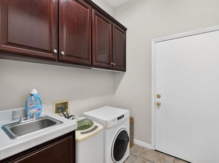 3020 Sierra Mills Ln, Sacramento, CA 95864 Photo