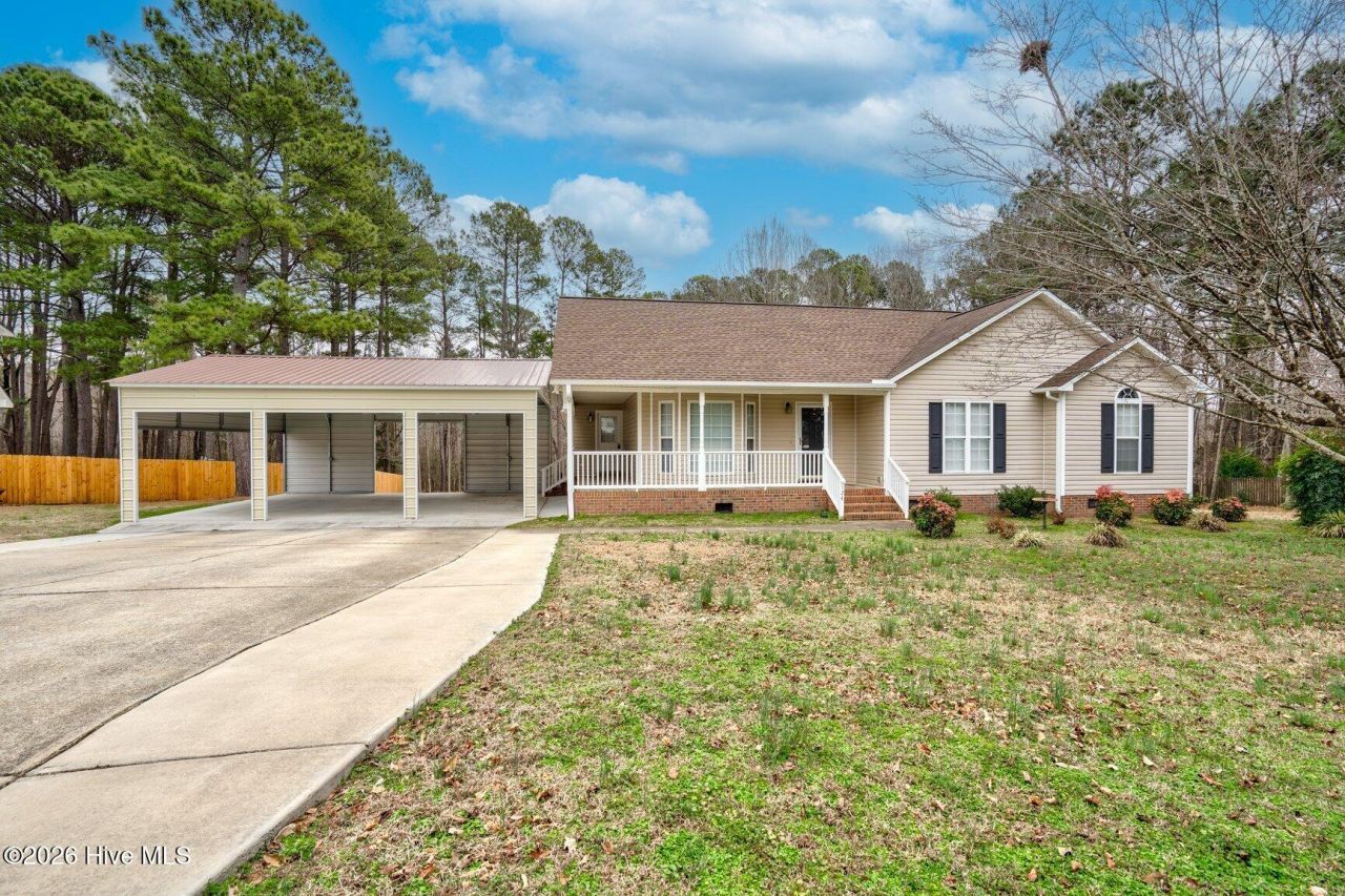 124 Watson Circle, Clayton, NC 27527 Main Photo