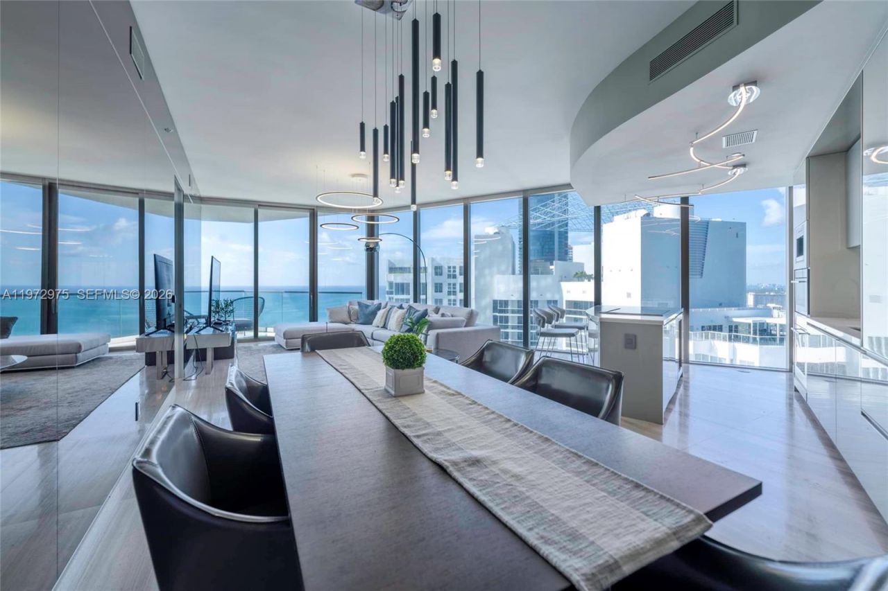 18975 Collins Ave , Unit 3004, Sunny Isles Beach, FL 33160 Photo