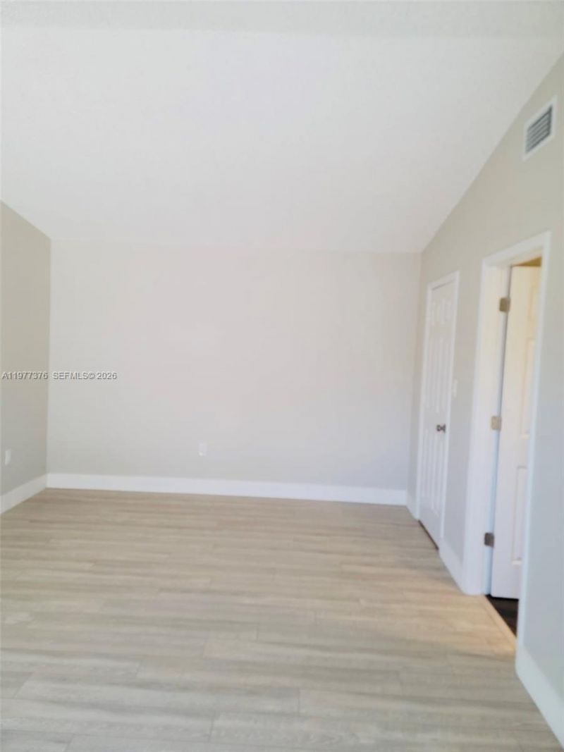 1439 Captains Walk, Unit 20-D, Fort Pierce, FL 34950 Photo