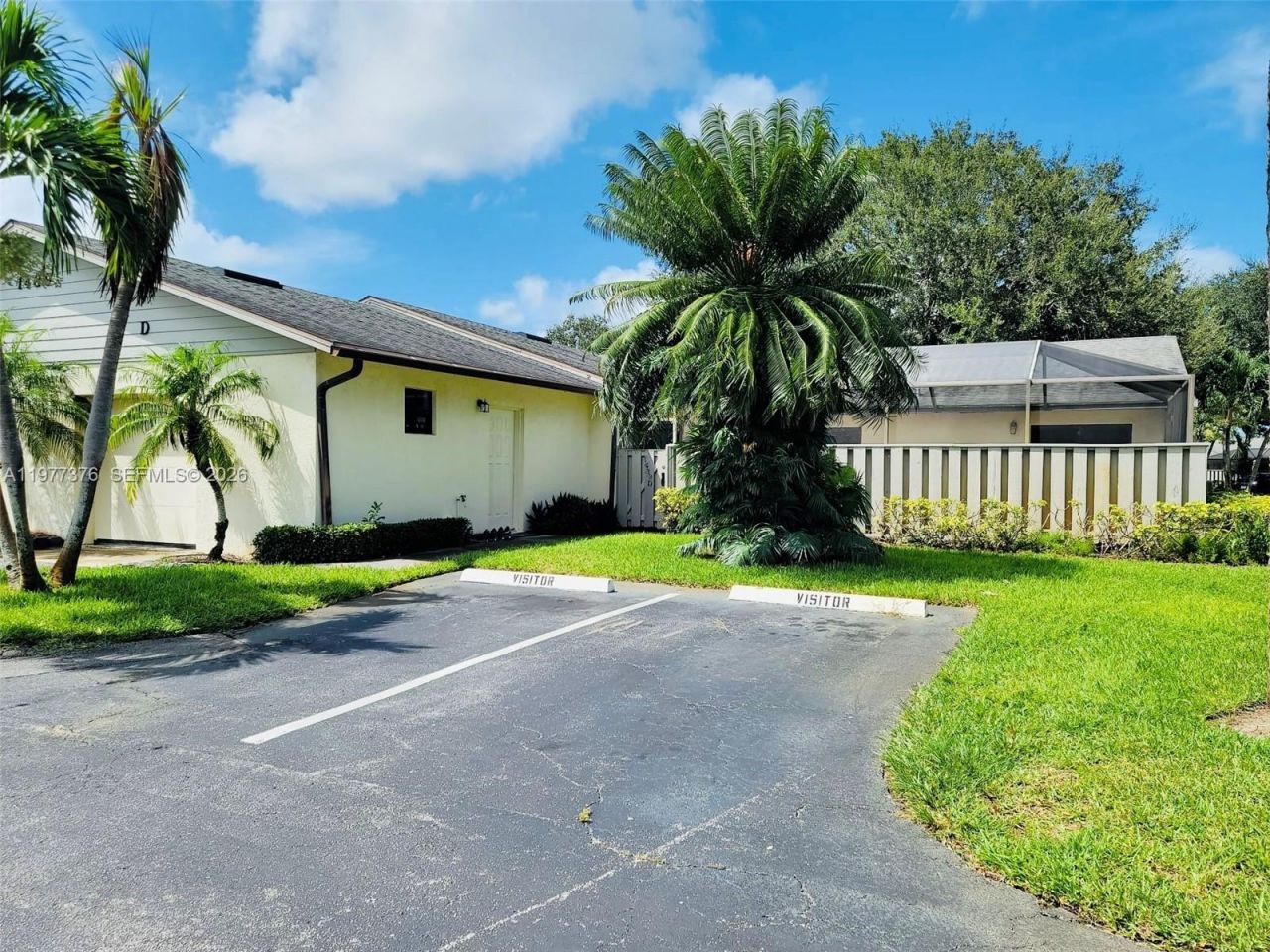 1439 Captains Walk, Unit 20-D, Fort Pierce, FL 34950 Photo
