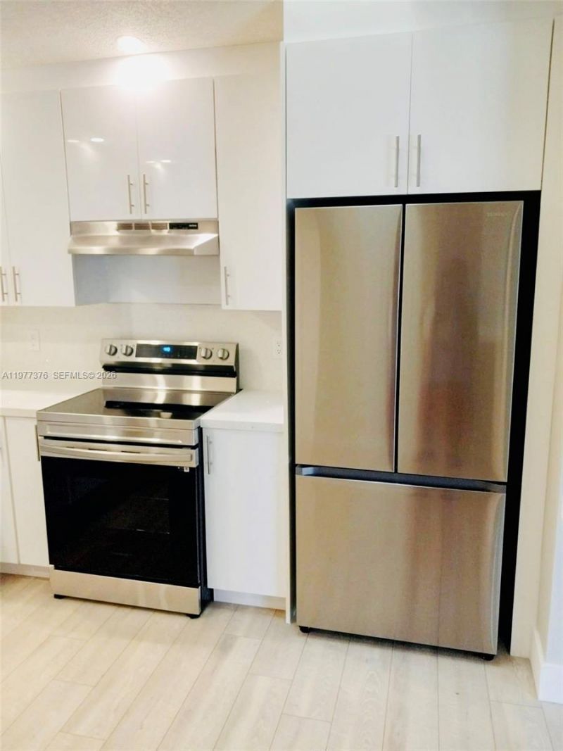 1439 Captains Walk, Unit 20-D, Fort Pierce, FL 34950 Photo