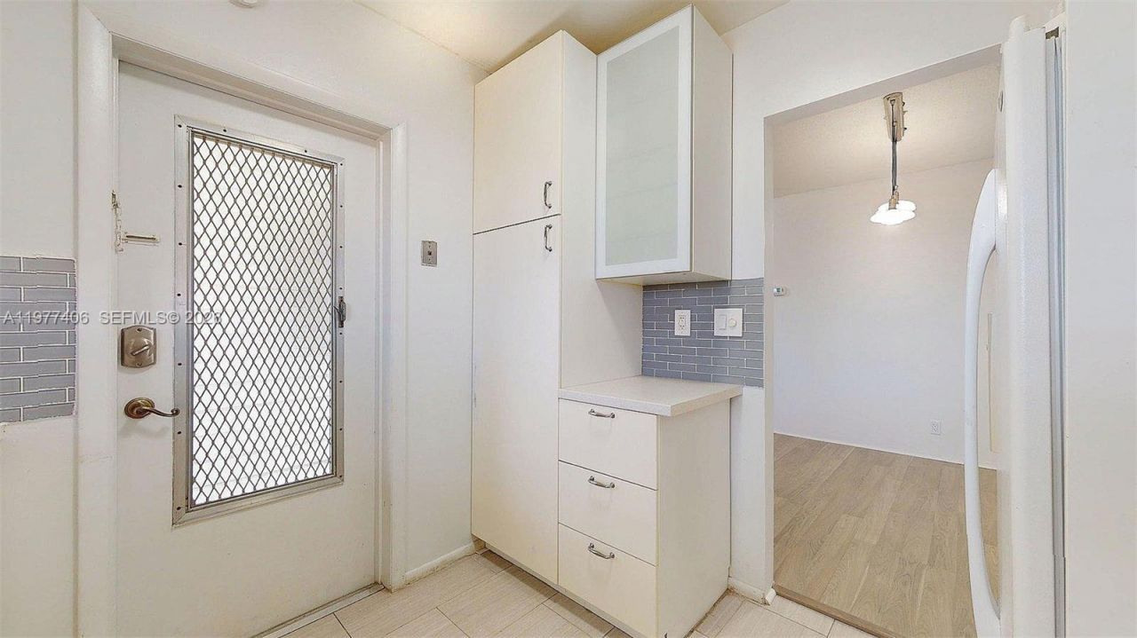 5300 Washington St , Unit D303, Hollywood, FL 33021 Photo