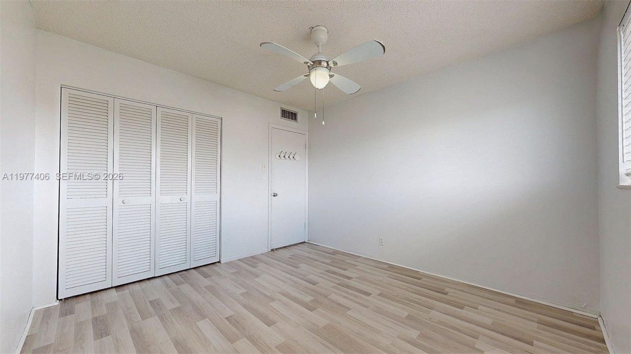 5300 Washington St , Unit D303, Hollywood, FL 33021 Photo