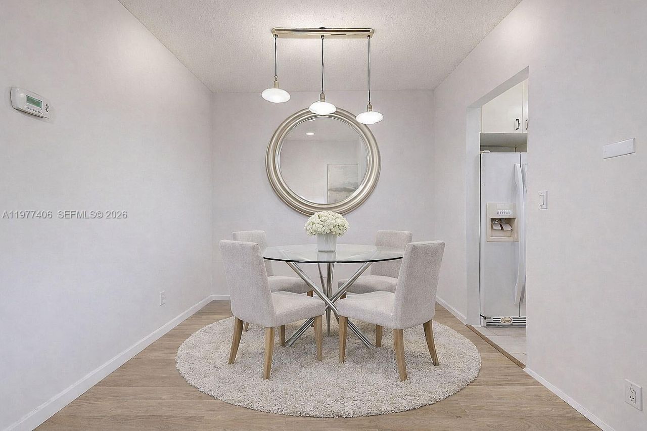 5300 Washington St , Unit D303, Hollywood, FL 33021 Photo