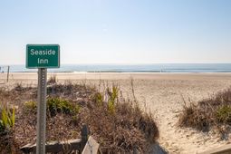 1004 Ocean Boulevard photo 4