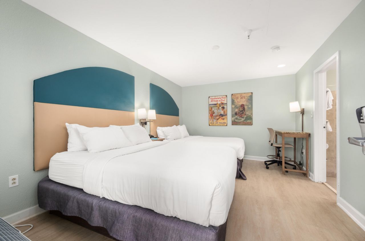 1004 Ocean Boulevard Photo 6