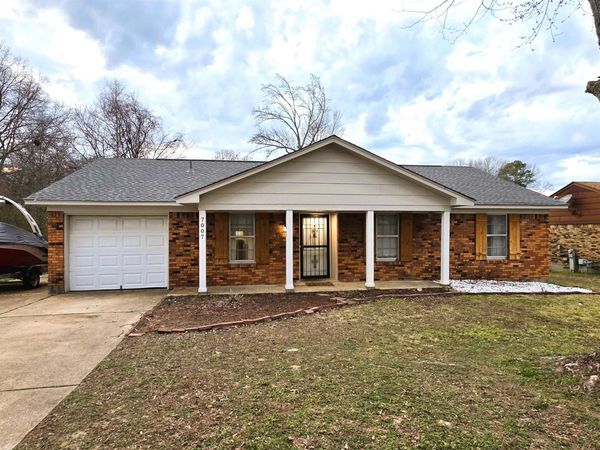 7007 JUANA DR, Millington, TN 38053