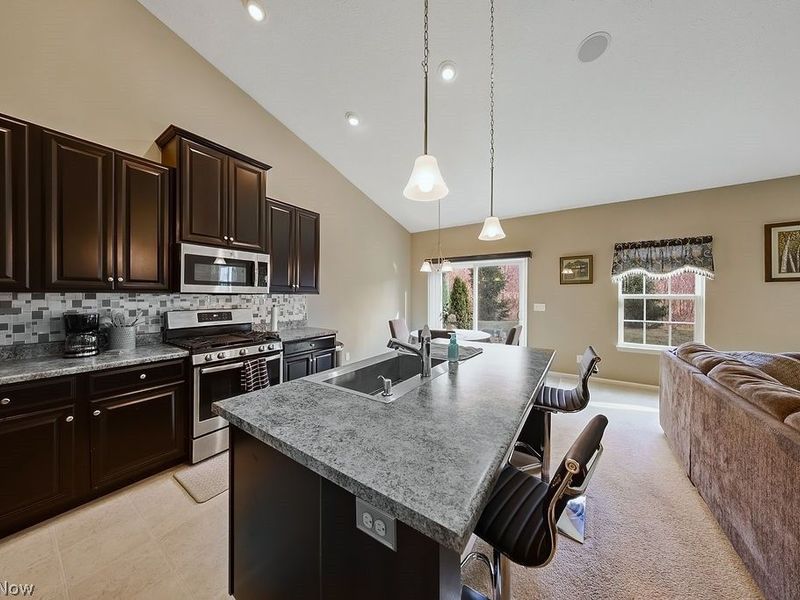 2014 S Ashwood Lane, Painesville, OH 44077 Photo 14