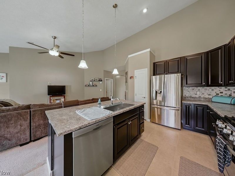 2014 S Ashwood Lane, Painesville, OH 44077 Photo 16