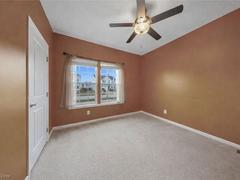 2014 S Ashwood Lane, Painesville, OH 44077 Photo 6