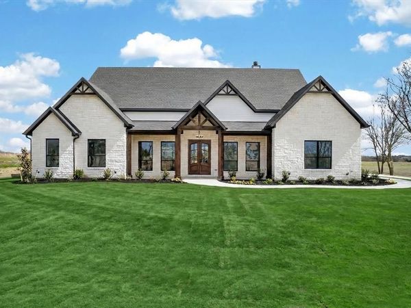 4945 County Road 1098, Celeste, TX 75423