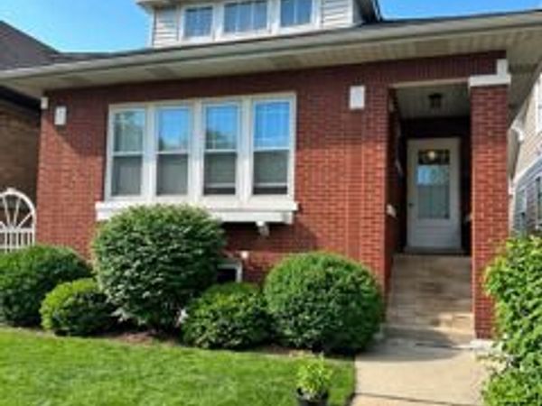 6217 W Grace Street, Chicago, IL 60634