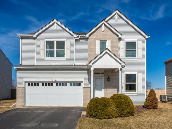 950 BLACKCHERRY Lane , Round Lake Heights, IL 60073