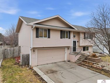 2420 SW 17th Street , Lincoln, NE 68522