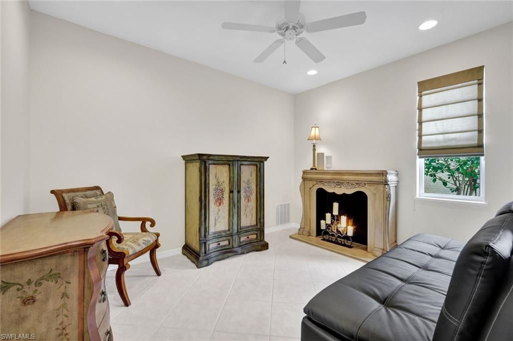 9359 Trieste Dr, Fort Myers, FL 33913 Photo