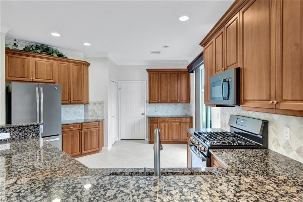 9359 Trieste Dr, Fort Myers, FL 33913 Photo