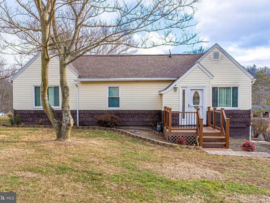 13604 Bedford Road Ne, Cumberland, MD 21502 Main Photo