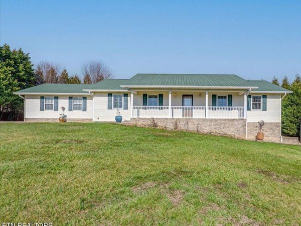 228 Florence Circle, Dandridge, TN 37725