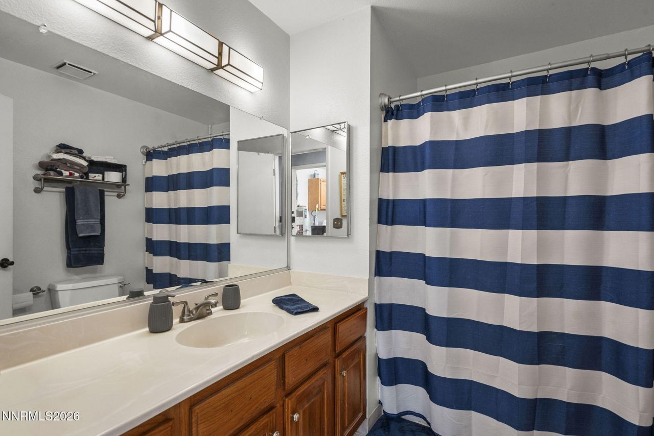 2227 Valencia Way, Sparks, NV 89434 Photo