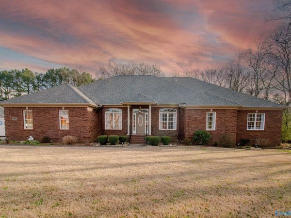 232 Kelsey Lynn Lane, Huntsville, AL 35806