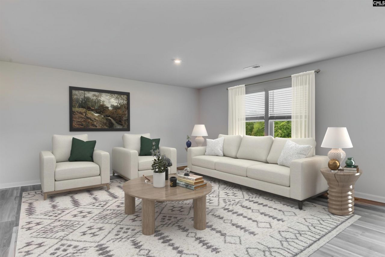 156 Kingfield Drive Photo 4