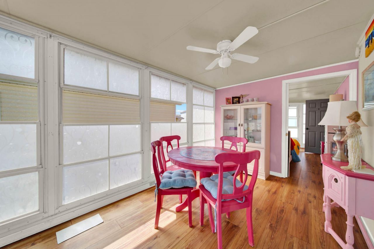 976 Nettles Boulevard, Jensen Beach, FL 34957 Photo