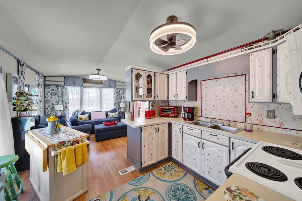 976 Nettles Boulevard, Jensen Beach, FL 34957 Photo