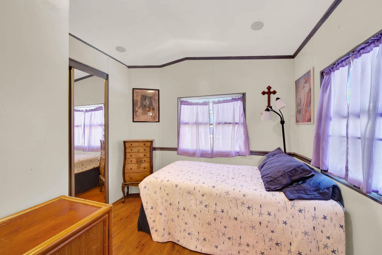 976 Nettles Boulevard, Jensen Beach, FL 34957 Photo