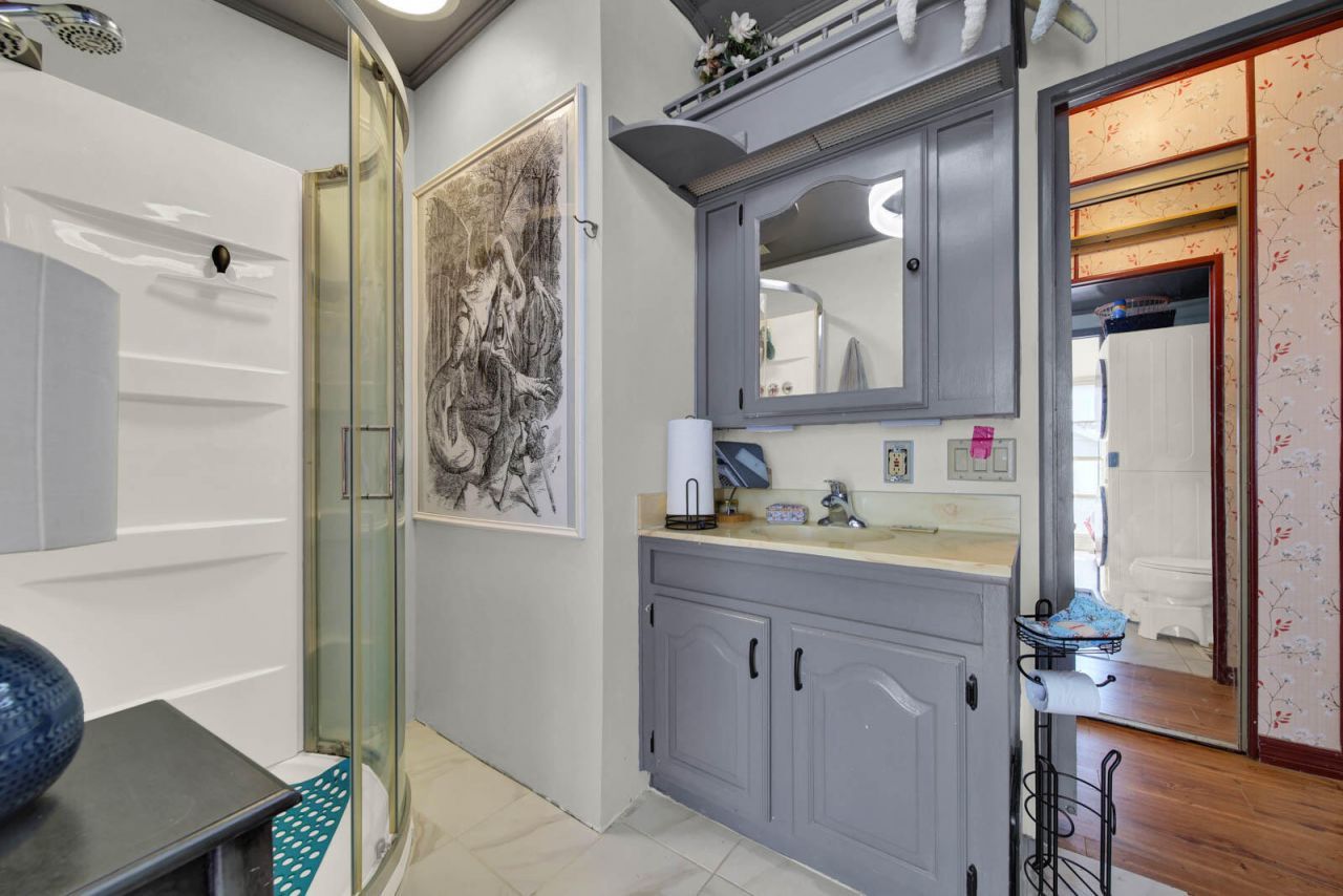 976 Nettles Boulevard, Jensen Beach, FL 34957 Photo