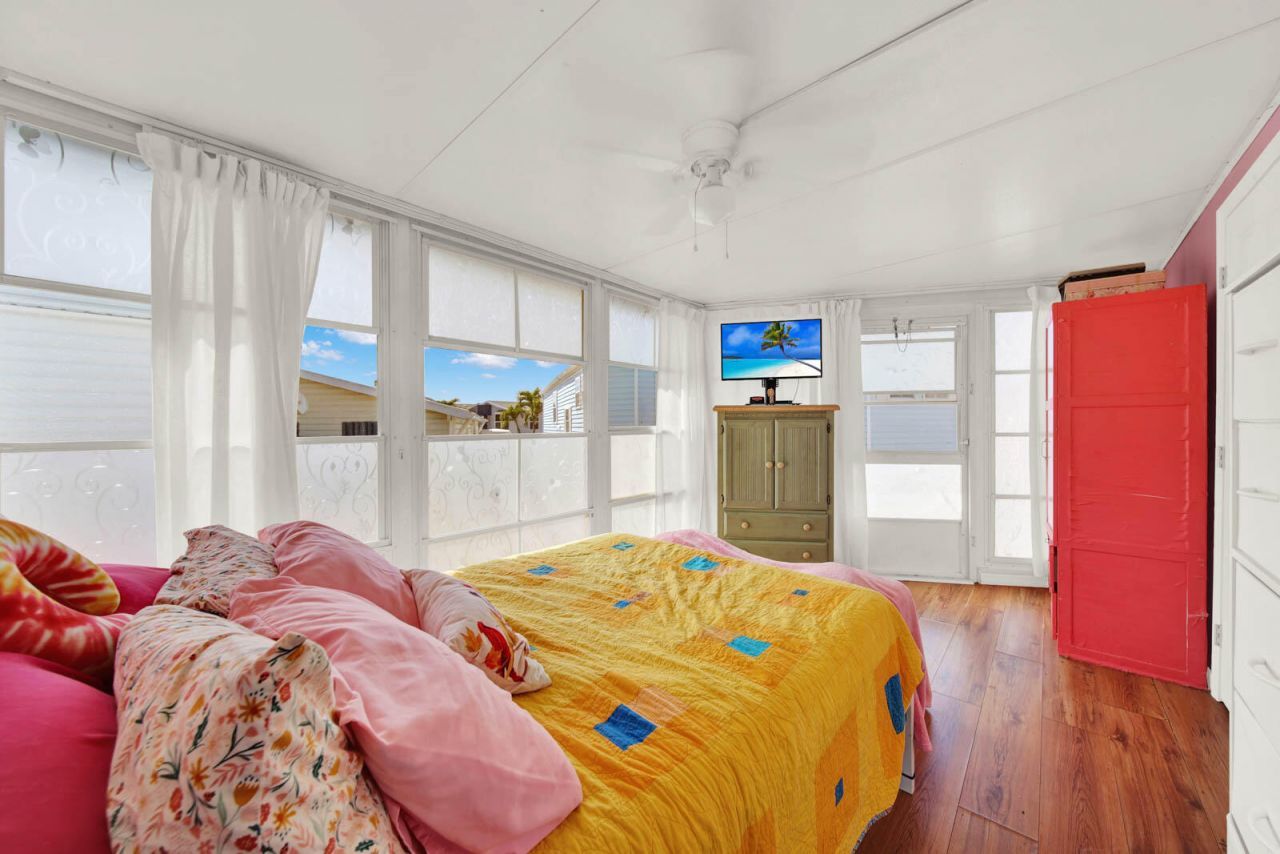 976 Nettles Boulevard, Jensen Beach, FL 34957 Photo