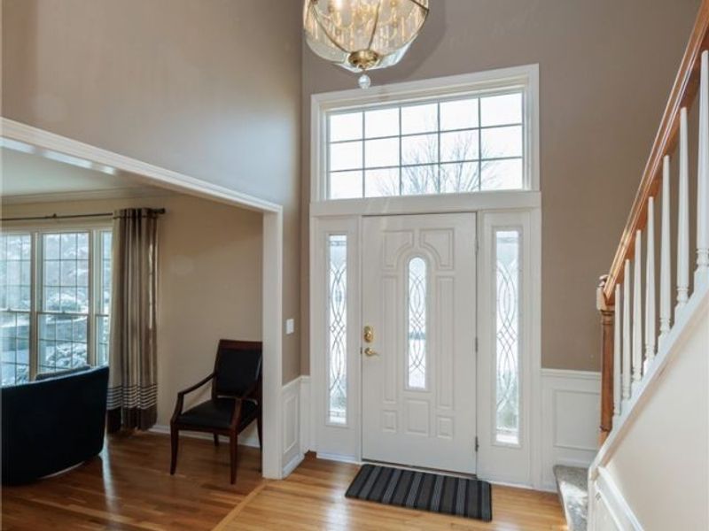 19475 Cavendish Court, North Royalton, OH 44133 Photo 3