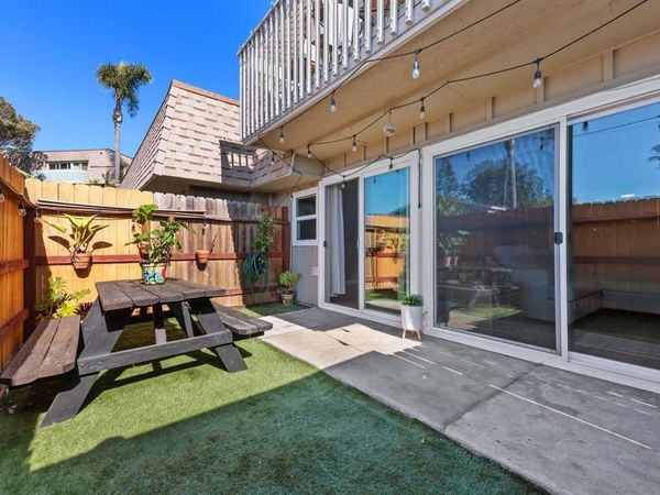 407 Requeza Street , Unit E9, Encinitas, CA 92024