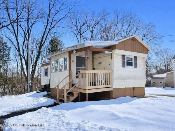 20 10th Street, Catskill, NY 12414