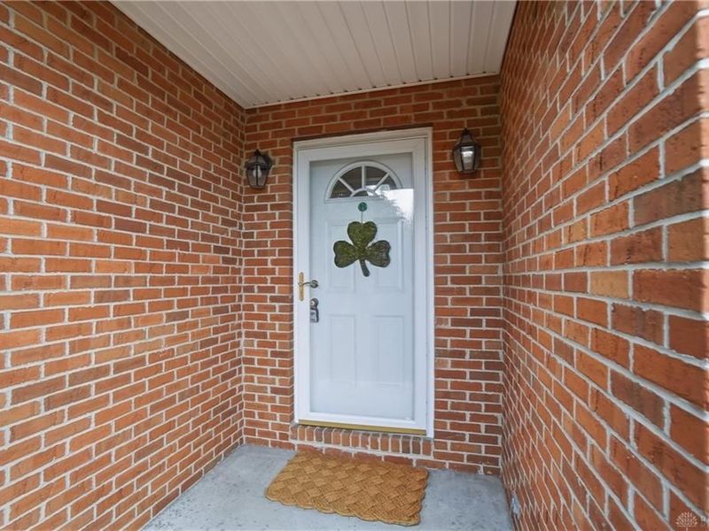 935 Deis Drive, Fairfield, OH 45014 Photo 7