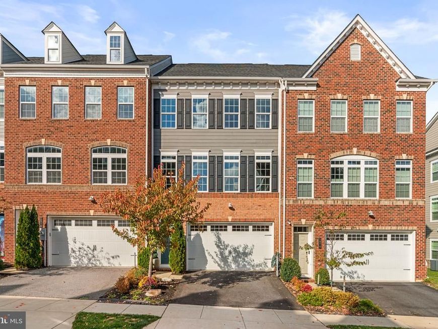 5976 Glen Willow Way, Ellicott City, MD 21043 Main Photo