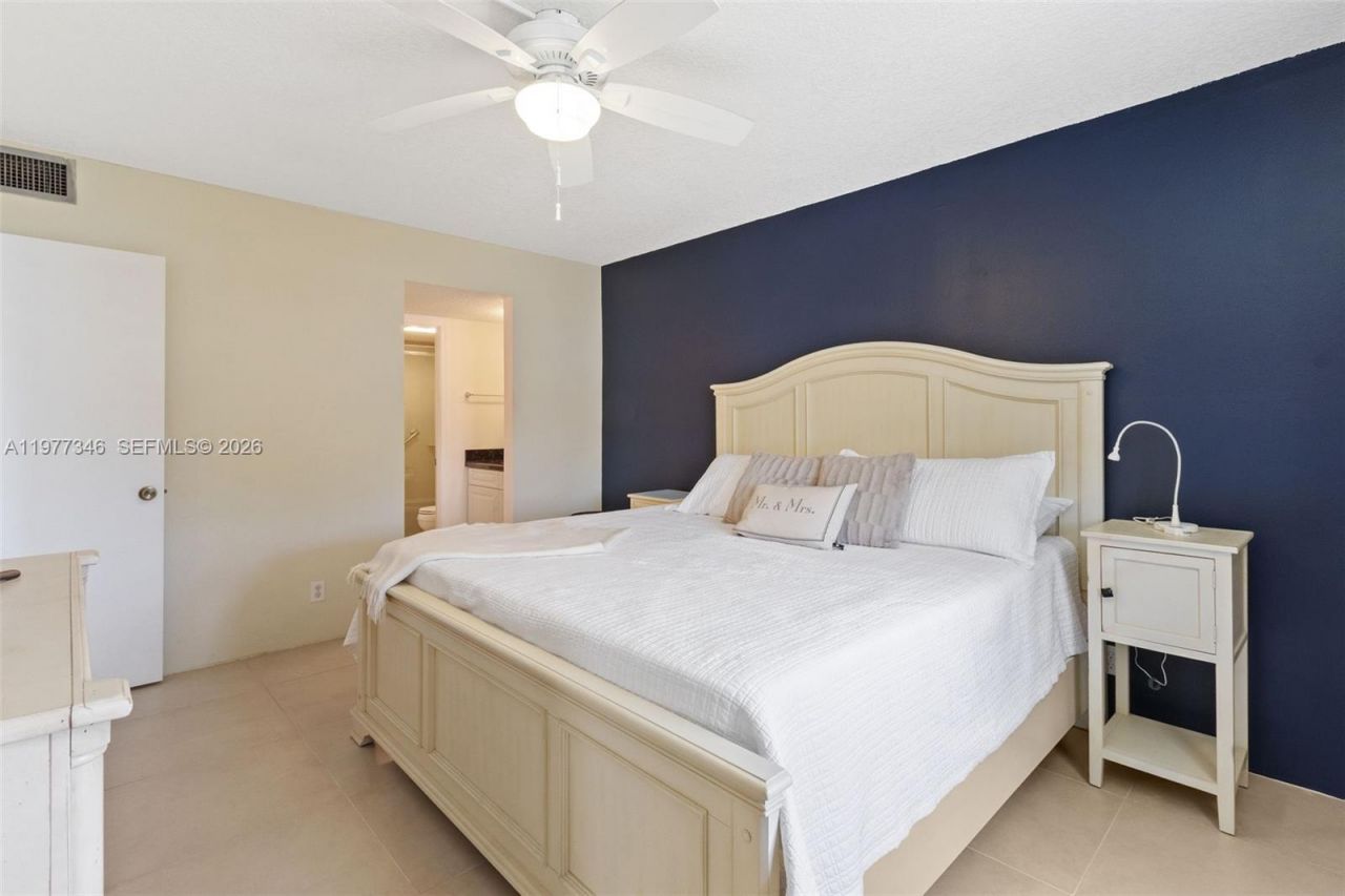 9480 Poinciana Pl , Unit 407, Davie, FL 33324 Photo