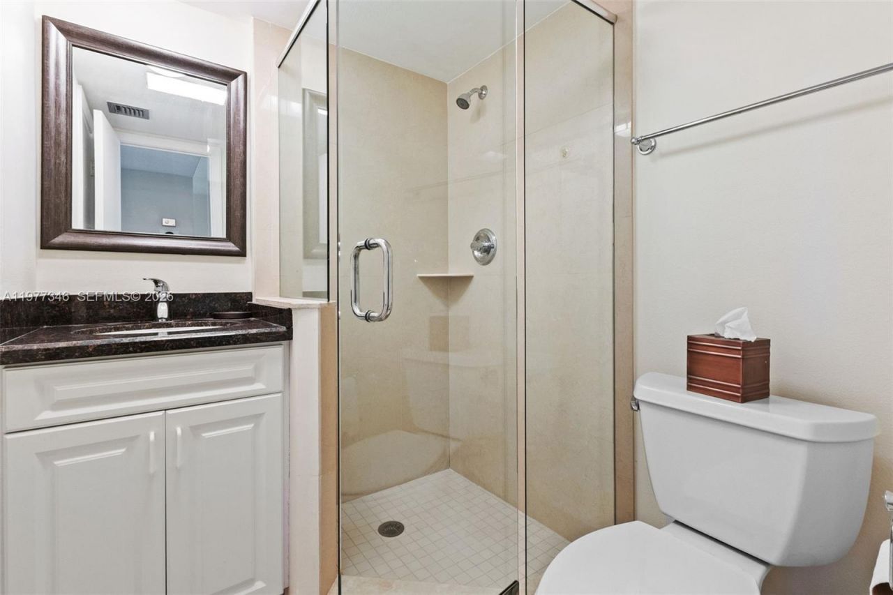 9480 Poinciana Pl , Unit 407, Davie, FL 33324 Photo