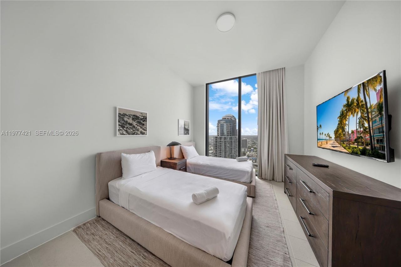159 NE 6th St, Unit 5115, Miami, FL 33132 Photo