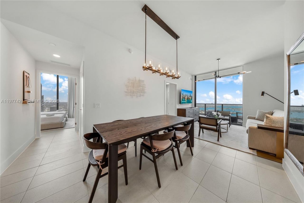 159 NE 6th St, Unit 5115, Miami, FL 33132 Photo