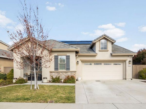 2823 Broken Bit Ln, Rocklin, CA 95765