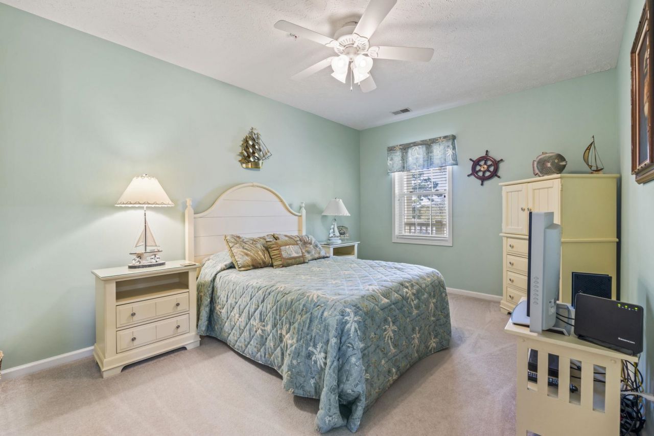 601 Hillside Dr. Photo 16