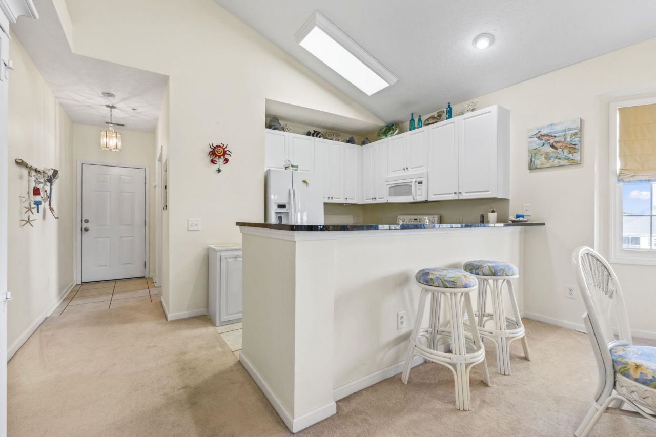 601 Hillside Dr. Photo 5