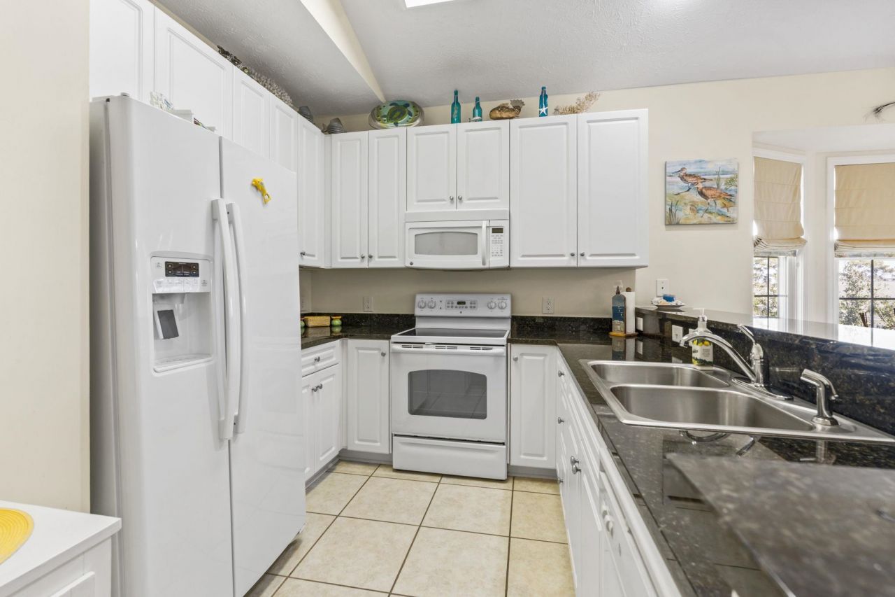 601 Hillside Dr. Photo 6